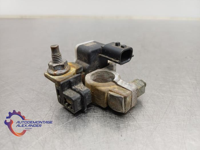 Gebruikte Accu sensor Renault Captur I (2R) 0.9 Energy TCE 12V Prijs € 49,99 Inclusief btw aangeboden door Alexander Autodemontage