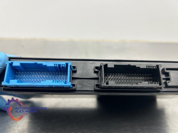 Gebruikte Bodycontrol Module BMW 1 serie (E88) 118d 16V Prijs € 121,00 Inclusief btw aangeboden door Alexander Autodemontage