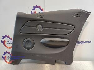Gebruikte Zijpaneel Bekleding rechts-achter BMW 1 serie (E88) 118d 16V Prijs op aanvraag aangeboden door Alexander Autodemontage
