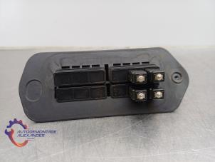 Gebruikte Deurcontact schakelaar Renault Kangoo Express (FW) 1.5 dCi 95 Prijs op aanvraag aangeboden door Alexander Autodemontage