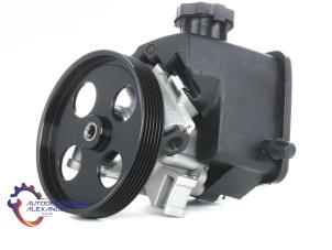 Nieuwe Stuurbekrachtiging Pomp Mercedes E-Klasse Prijs € 159,99 Inclusief btw aangeboden door Alexander Autodemontage