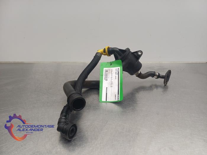 Gebruikte Oliefilter Fiat Doblo Cargo (263) 1.3 D Multijet Prijs op aanvraag aangeboden door Alexander Autodemontage