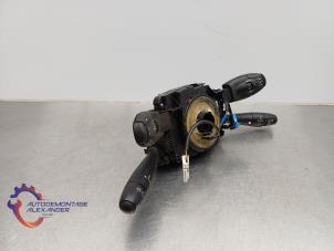 Gebruikte Combischakelaar Stuurkolom Peugeot 5008 I (0A/0E) 1.6 THP 16V Prijs op aanvraag aangeboden door Alexander Autodemontage