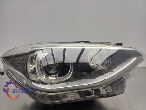 Gebruikte Rechter Koplamp BMW 1 serie (F20) 120i 1.6 16V Prijs € 250,00 Inclusief btw aangeboden door Alexander Autodemontage