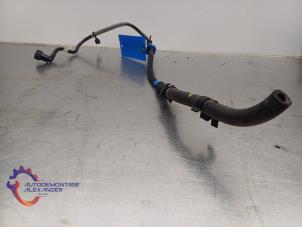 Gebruikte Brandstofleiding Landrover Discovery Sport (LC) 2.0 TD4 180 16V Prijs op aanvraag aangeboden door Alexander Autodemontage