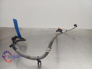 Gebruikte Brandstofleiding Landrover Discovery Sport (LC) 2.0 TD4 180 16V Prijs op aanvraag aangeboden door Alexander Autodemontage