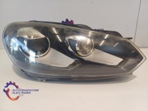 Gebruikte Koplamp rechts Volkswagen Golf VI (5K1) 1.4 TSI 160 16V Prijs € 483,99 Inclusief btw aangeboden door Alexander Autodemontage