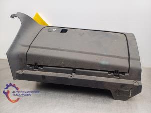 Gebruikte Dashboardkastje Volkswagen Golf VII Variant (AUVV) 1.6 TDI 16V Prijs op aanvraag aangeboden door Alexander Autodemontage