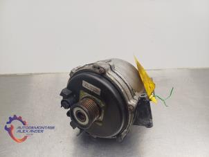 Gebruikte Dynamo Mercedes S (W220) 4.0 S-400 CDI Prijs € 242,00 Inclusief btw aangeboden door Alexander Autodemontage