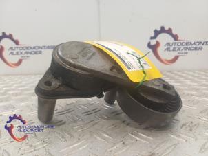 Gebruikte Spanrol Multiriem Hyundai Tucson (JM) 2.0 CRDi 16V 4x4 Prijs op aanvraag aangeboden door Alexander Autodemontage