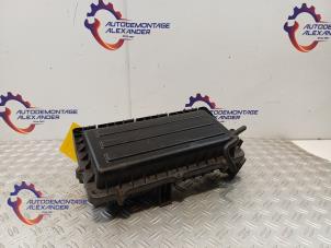 Gebruikte Luchtfilterhuis Volkswagen Golf VI (5K1) 1.4 16V Prijs op aanvraag aangeboden door Alexander Autodemontage