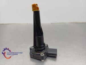 Gebruikte Oliepeil sensor BMW 1 serie (F20) 118d 2.0 16V Prijs op aanvraag aangeboden door Alexander Autodemontage