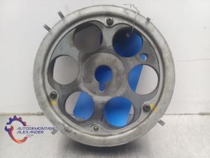 Gebruikte Nokkenas Tandwiel Opel Astra J Sports Tourer (PD8/PE8/PF8) 1.7 CDTi 16V Prijs op aanvraag aangeboden door Alexander Autodemontage