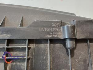 Gebruikte Luchtfilterhuis Volkswagen Passat Variant (3C5) 1.8 TSI 16V Prijs op aanvraag aangeboden door Alexander Autodemontage