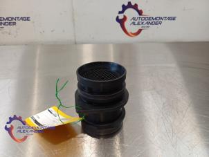 Gebruikte Luchthoeveelheidsmeter Volkswagen Passat Variant (3C5) 1.8 TSI 16V Prijs op aanvraag aangeboden door Alexander Autodemontage