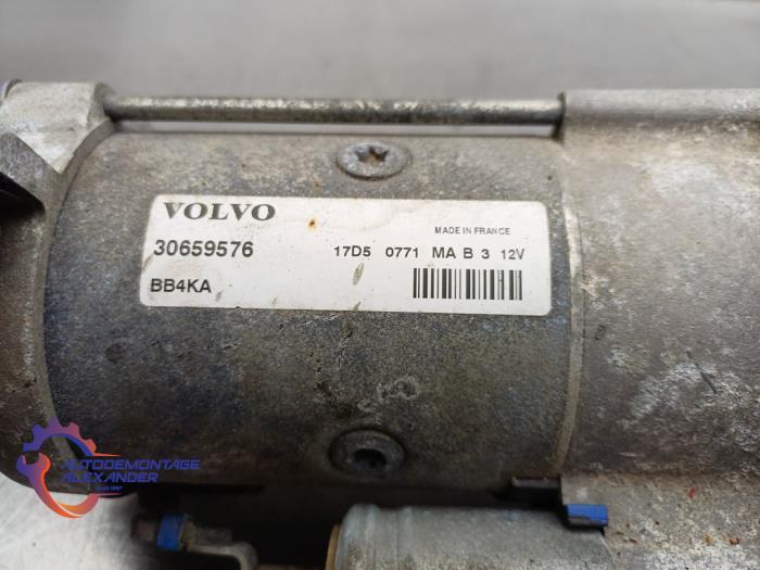 Startmotor van een Volvo V90 II (PW) 2.0 D4 16V 2019