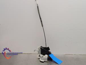 Gebruikte Deurslot Mechaniek 4Deurs rechts-voor Hyundai i20 (GBB) 1.2i 16V Prijs € 30,00 Inclusief btw aangeboden door Alexander Autodemontage