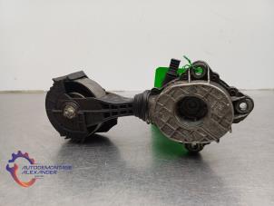 Gebruikte Spanner multiriem Peugeot 3008 I (0U/HU) 1.6 16V THP 155 Prijs op aanvraag aangeboden door Alexander Autodemontage