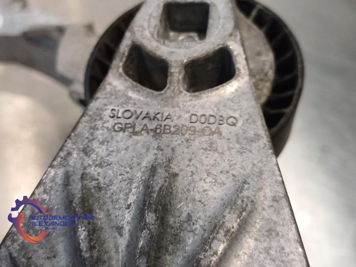 Spanner multiriem van een Land Rover Range Rover Sport (LW) 3.0 SDV6 2020