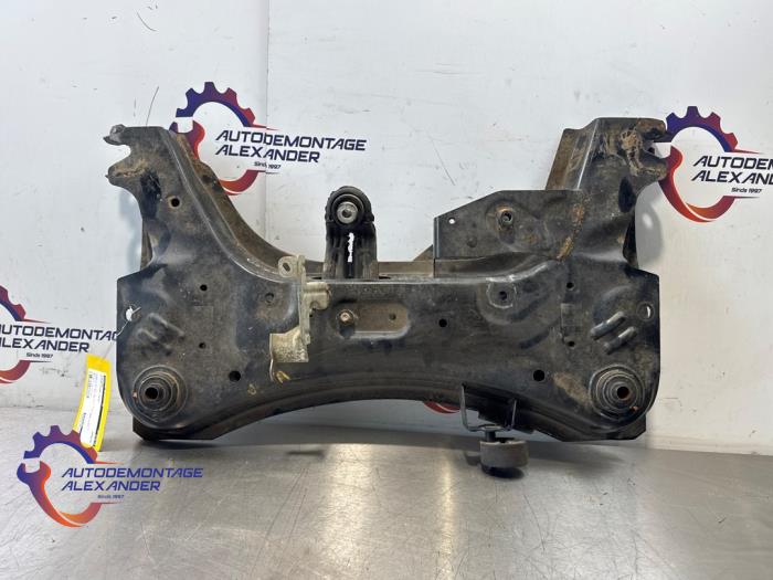 Gebruikte Subframe Nissan NV 200 (M20M) 1.5 dCi 90 Prijs op aanvraag aangeboden door Alexander Autodemontage