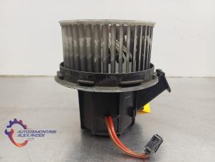 Gebruikte Kachel Ventilatiemotor Mercedes C (W204) 2.2 C-200 CDI 16V Eco Prijs op aanvraag aangeboden door Alexander Autodemontage