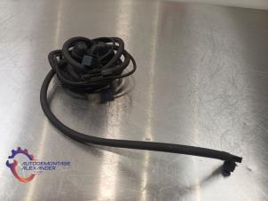 Gebruikte Ruitensproeier voor Mercedes C (W204) 2.2 C-200 CDI 16V Eco Prijs op aanvraag aangeboden door Alexander Autodemontage