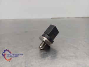 Gebruikte Brandstofdruk sensor BMW X5 (F15) xDrive 40e 2.0 Prijs € 35,01 Inclusief btw aangeboden door Alexander Autodemontage