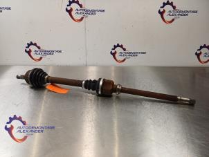 Gebruikte Aandrijfas rechts-voor Volkswagen Touran (1T1/T2) 2.0 FSI 16V Prijs op aanvraag aangeboden door Alexander Autodemontage