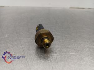 Gebruikte Brandstofdruk sensor BMW 1 serie (E81) 118d 16V Prijs € 45,00 Inclusief btw aangeboden door Alexander Autodemontage