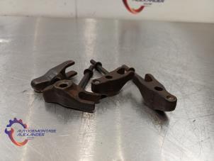 Gebruikte Montage Set Kia Sorento III (UM) 2.2 CRDi 16V VGT 4x4 Prijs op aanvraag aangeboden door Alexander Autodemontage