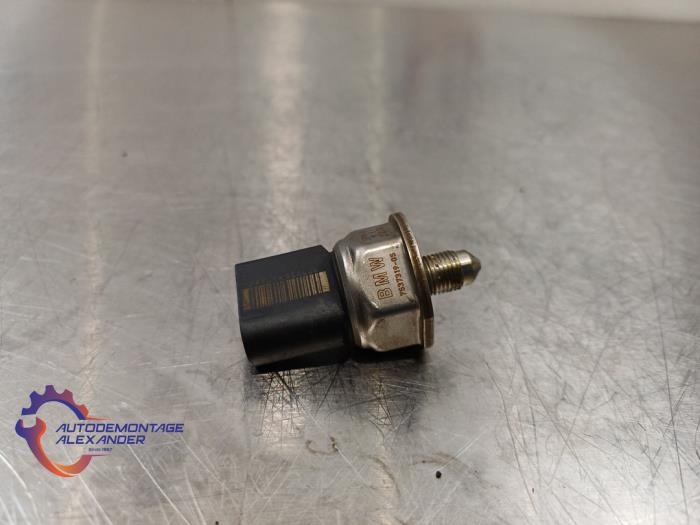 Brandstofdruk sensor van een BMW 1 serie (F21) 116i 1.6 16V 2013