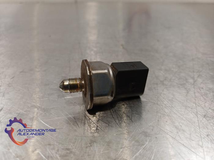 Brandstofdruk sensor van een BMW 1 serie (F21) 116i 1.6 16V 2013