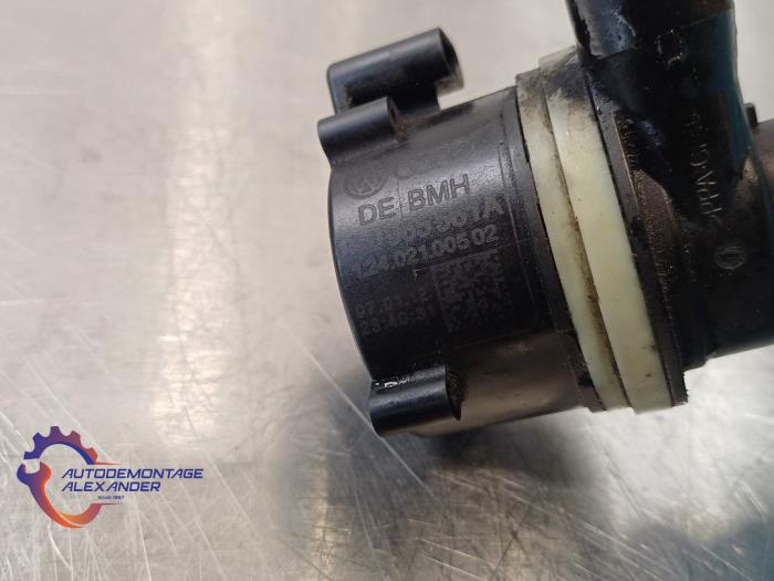 Waterpomp van een Volkswagen Polo V (6R) 1.6 TDI 16V 105 2010