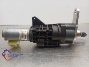 Gebruikte Achterklep motor Audi A6 Avant (C7) 3.0 TDI V6 24V Quattro Prijs € 75,00 Inclusief btw aangeboden door Alexander Autodemontage