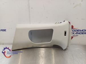 Gebruikte Middenstijl links Volkswagen Jetta IV (162/16A) 1.4 TSI Hybrid 16V Prijs € 20,00 Inclusief btw aangeboden door Alexander Autodemontage