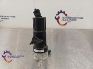 Gebruikte Koplamp Sproeier BMW 1 serie (E88) 118d 16V Prijs € 30,00 Inclusief btw aangeboden door Alexander Autodemontage