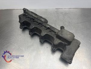 Gebruikte Kleppendeksel Mercedes E-Klasse AMG (W211) 5.4 E-55 AMG V8 24V Prijs op aanvraag aangeboden door Alexander Autodemontage