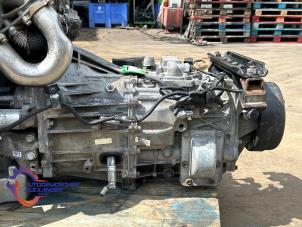 Gebruikte Versnellingsbak Mitsubishi Canter 3.0 Di-D 16V 413 Prijs op aanvraag aangeboden door Alexander Autodemontage