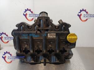 Gebruikte Kleppendeksel Renault Master II (FD/HD) 2.5 dCi 120 FAP Prijs € 90,00 Inclusief btw aangeboden door Alexander Autodemontage