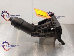 Gebruikte Oliefilterhuis BMW 3 serie Touring (F31) 318i 1.5 TwinPower Turbo 12V Prijs € 70,16 Inclusief btw aangeboden door Alexander Autodemontage