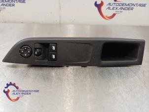 Gebruikte Combischakelaar ramen Opel Corsa F (UB/UH/UP) 1.2 12V 75 Prijs op aanvraag aangeboden door Alexander Autodemontage