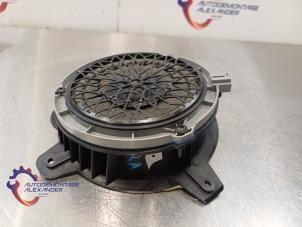 Gebruikte Speaker Opel Corsa F (UB/UH/UP) 1.2 12V 75 Prijs € 24,99 Inclusief btw aangeboden door Alexander Autodemontage