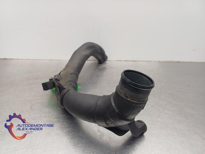 Intercooler Buis van een Fiat Tipo (356S) 1.3 D 16V Multijet 2018