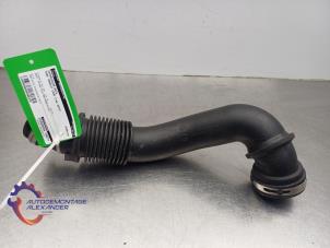 Gebruikte Intercooler Buis Ford Transit Courier 1.0 Ti-VCT EcoBoost 12V Prijs op aanvraag aangeboden door Alexander Autodemontage