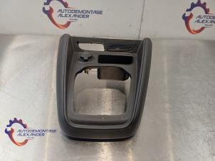 Gebruikte Middenconsoles Ford Transit Courier 1.0 Ti-VCT EcoBoost 12V Prijs op aanvraag aangeboden door Alexander Autodemontage