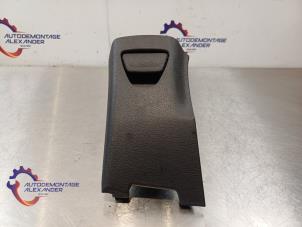 Gebruikte Opbergvak Ford Transit Courier 1.0 Ti-VCT EcoBoost 12V Prijs op aanvraag aangeboden door Alexander Autodemontage