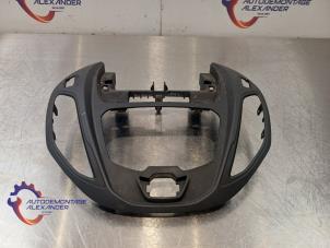 Gebruikte Radio omlijsting Ford Transit Courier 1.0 Ti-VCT EcoBoost 12V Prijs op aanvraag aangeboden door Alexander Autodemontage