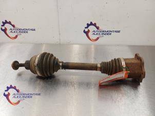 Gebruikte Steekas links-voor Audi A8 (D3) 3.0 TDI V6 24V Quattro Prijs op aanvraag aangeboden door Alexander Autodemontage