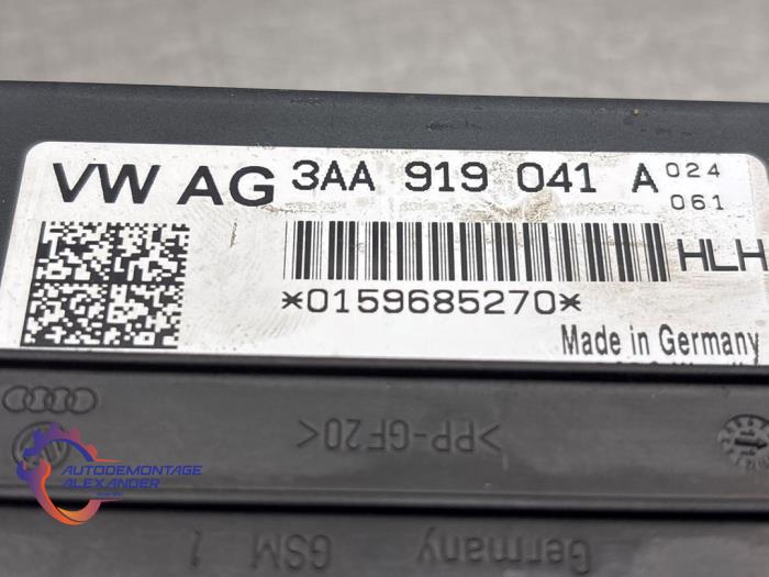 Central electronic module van een Volkswagen Golf VI (5K1) 1.6 TDI 16V 2011