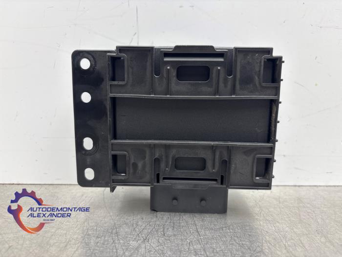 Central electronic module van een Volkswagen Golf VI (5K1) 1.6 TDI 16V 2011